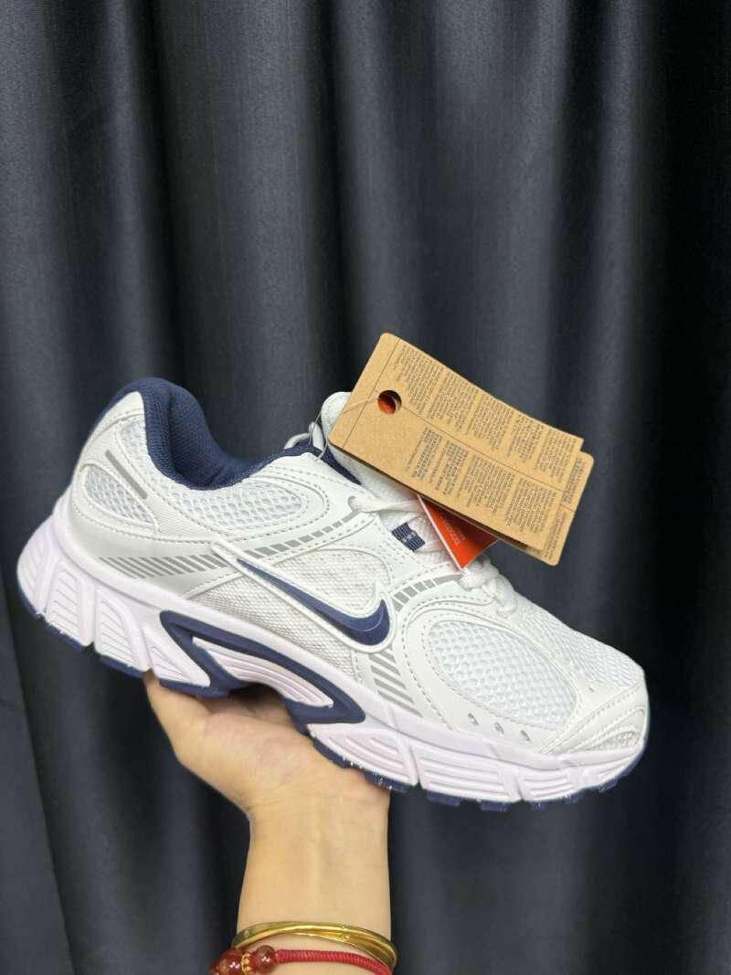 Nike Lightweight Running Sneakers