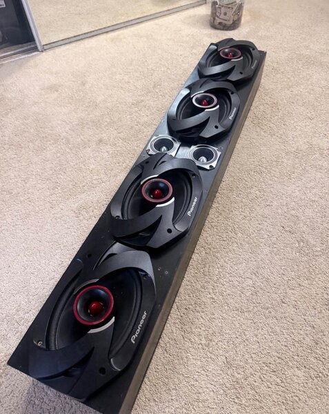 Haut-parleurs Pioneer puissants