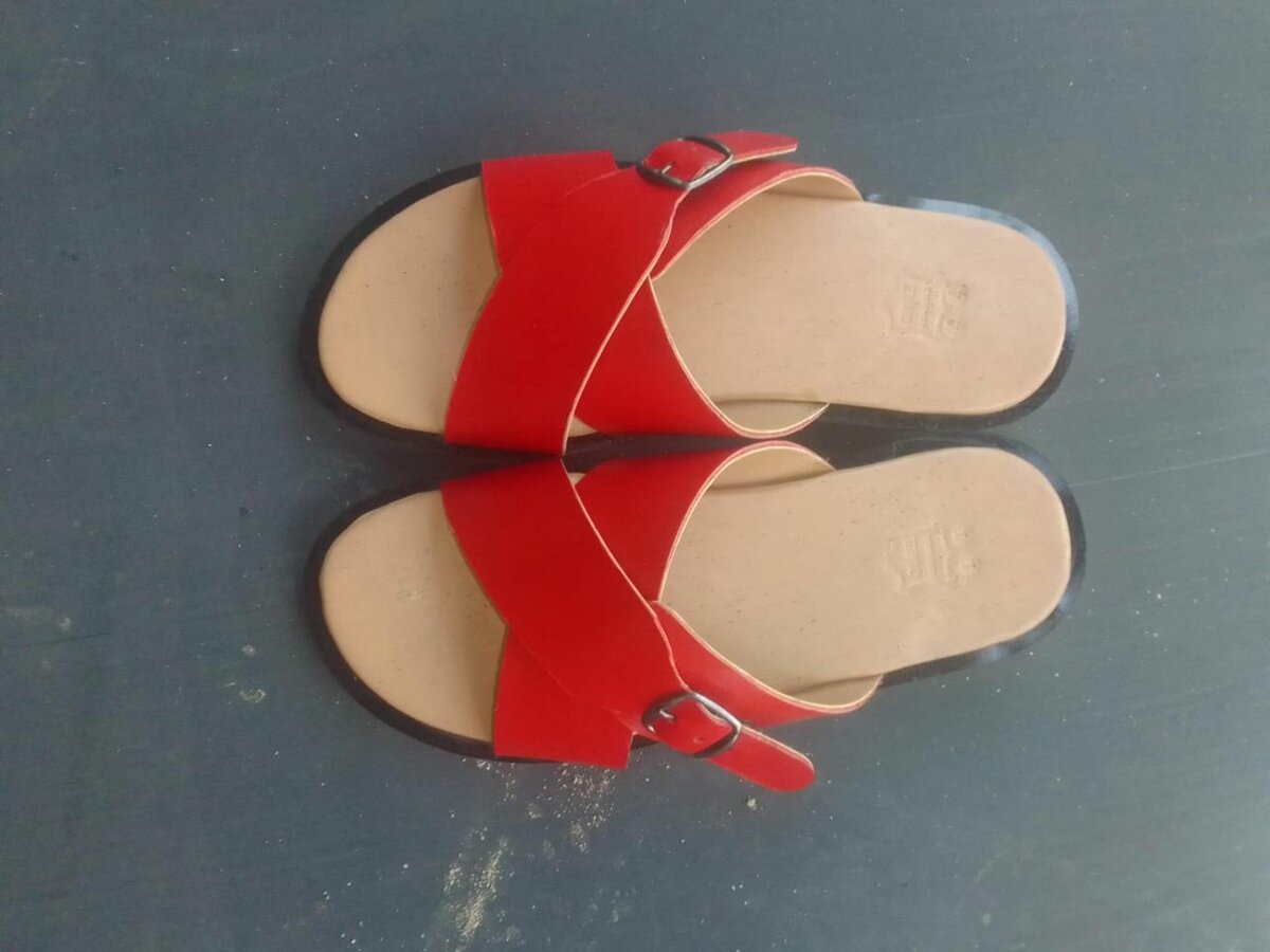 Chaussons élégants en cuir