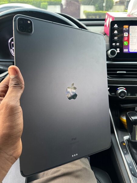 12.9 iPad Pro M1 Wifi Cellular