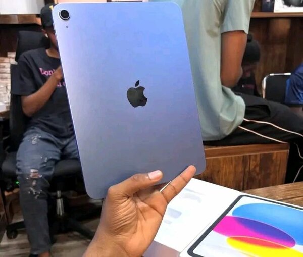 Apple iPad Air Bleu