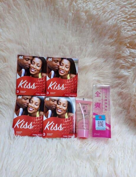 12 préservatifs +1 lubrifiants