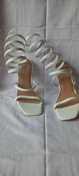 Sandales élégantes à talons pour femmes