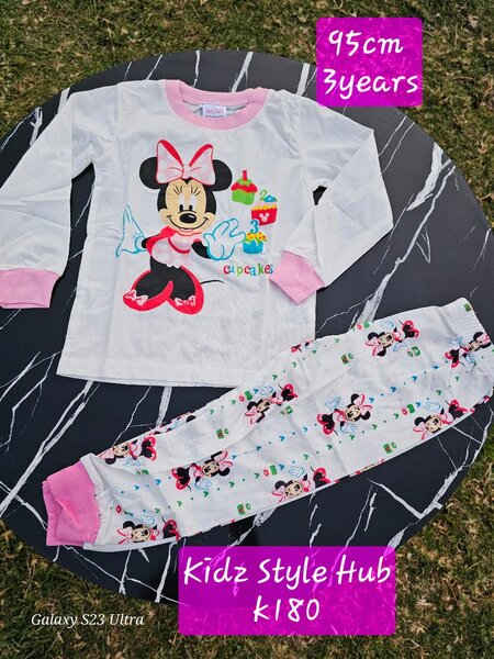 Girls pajamas