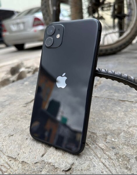 iPhone 11