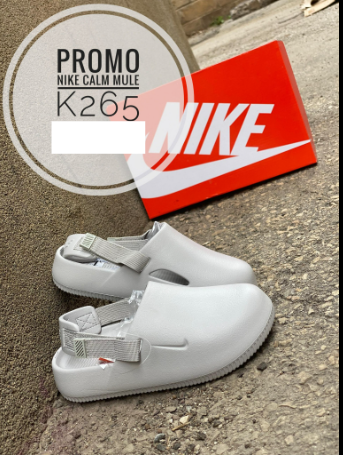 Nike calm mule