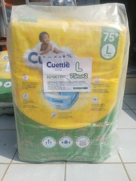 Couches Bébé Taille L 150 pcs