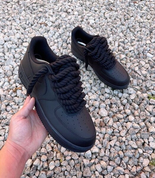 Air Force noir gros lacet