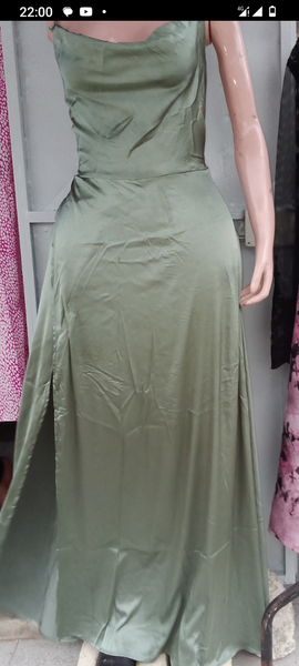 Robe longue élégante fendue