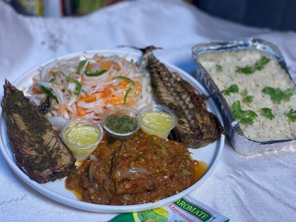 Attieké poissoN fumer