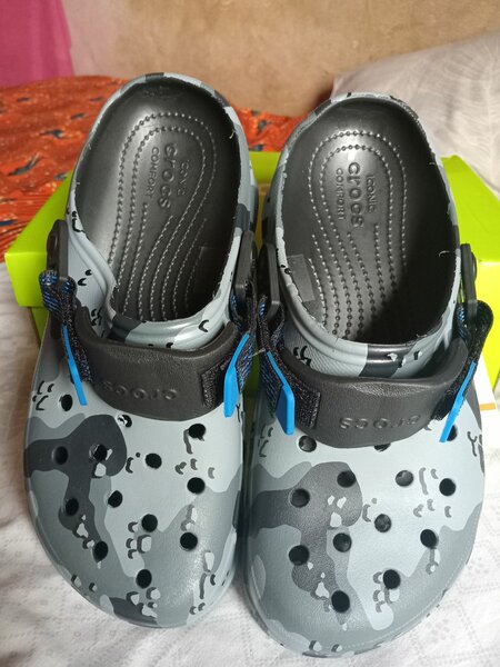 Crocs