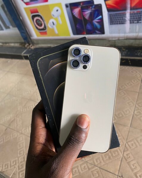 iPhone 12 Pro - Téléphone reconditionné