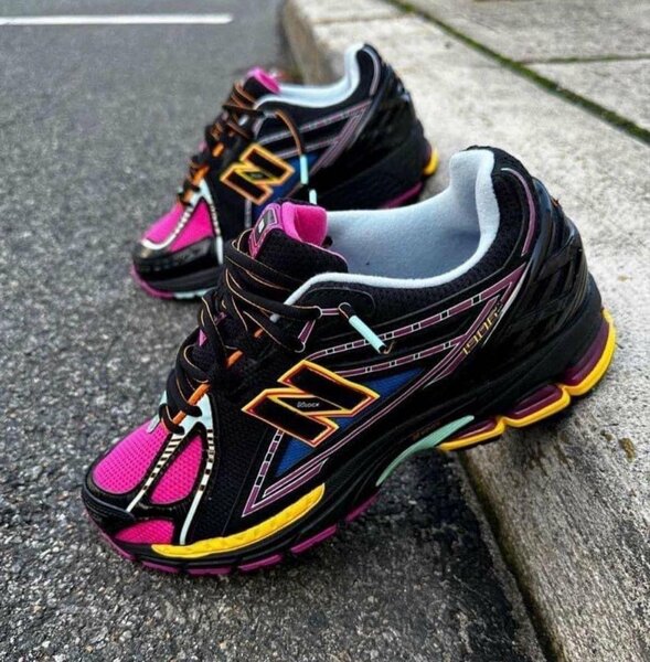 New balance sneakers