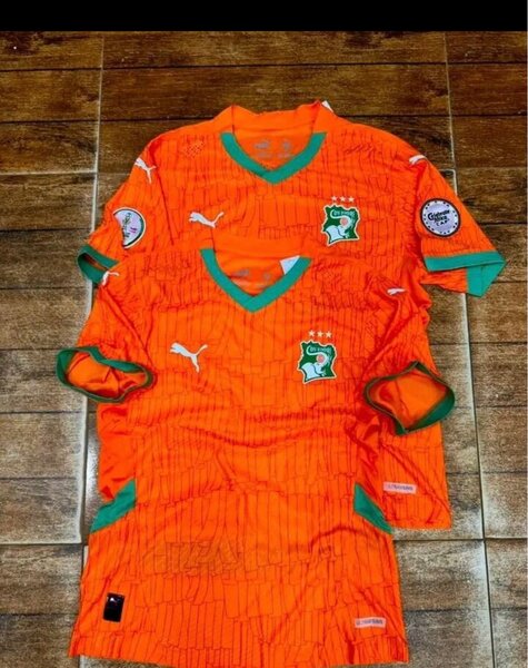 Maillot de Foot Orange