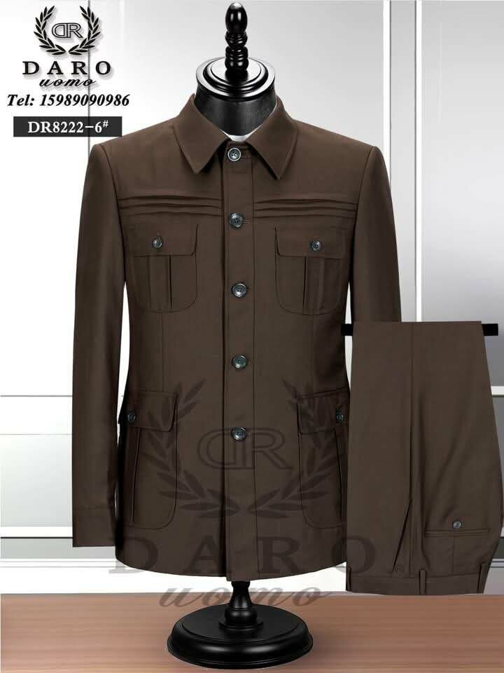 Costume élégant pour hommes