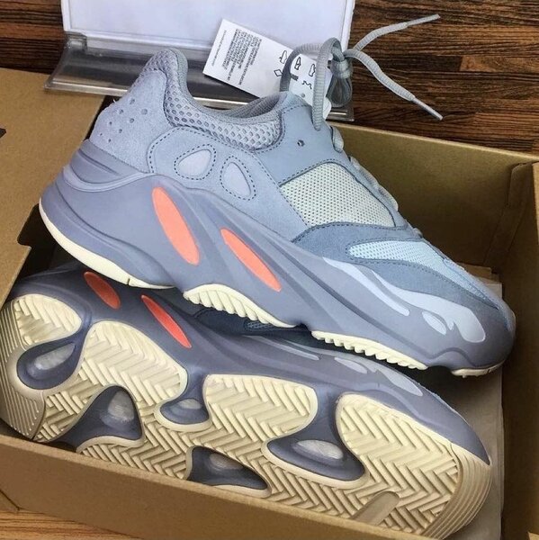 Yeezy 700