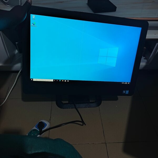 Écran PC tout-en-un Dell