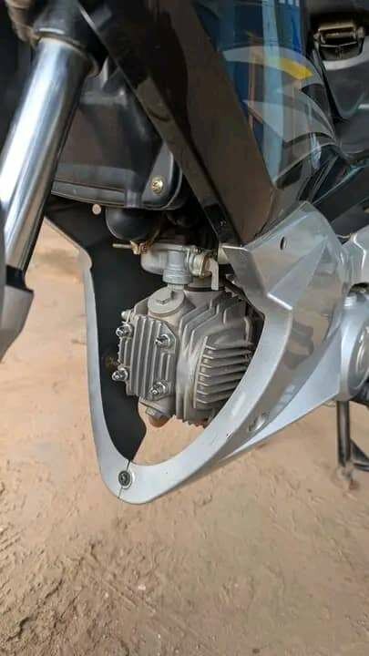 Moto sportive élégante