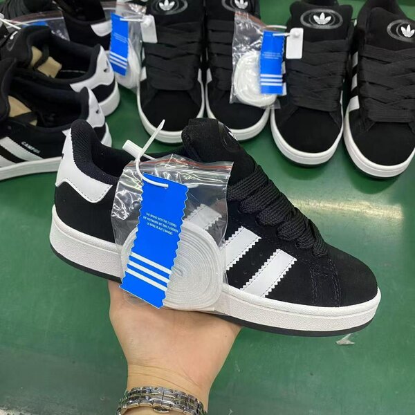 Baskets Adidas Skate Style