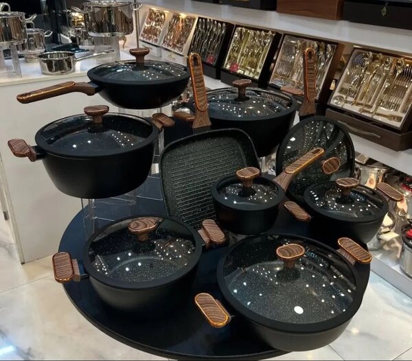 Batterie de cuisine en granit