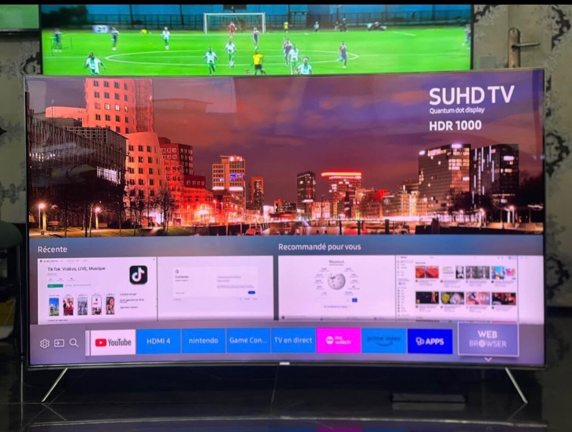 Téléviseur SUHD 4K HDR 1000
