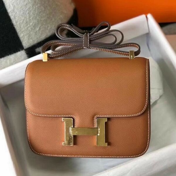 Elegant Leather Shoulder Bag