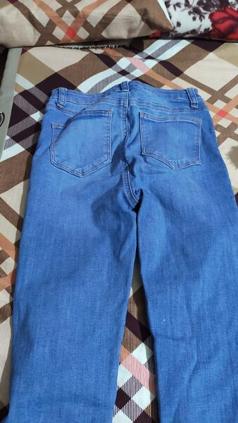 Jeans déchirés pour femme