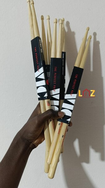 BAGUETTE / VIC FIRTH AMERICAN