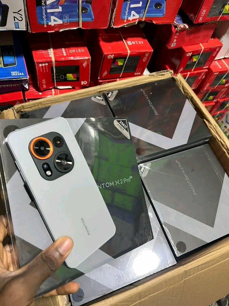 TECNO phantom X2 pro 5G 256GB 16GB RAM première co. pie duba