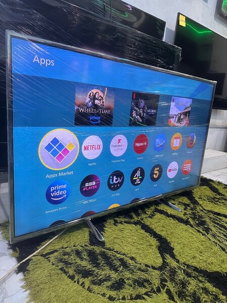 55inches full digital satellite 4k smart Panasonic tv