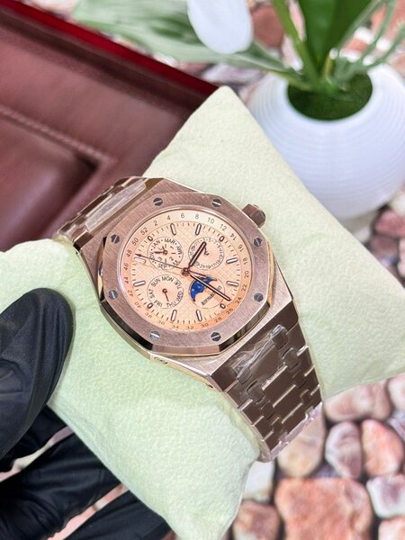 Montre Luxe Chronographe