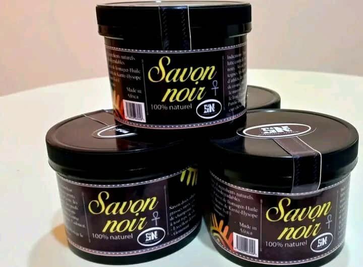 SAVON NOIR DE ROYAL CONSMETIQUE