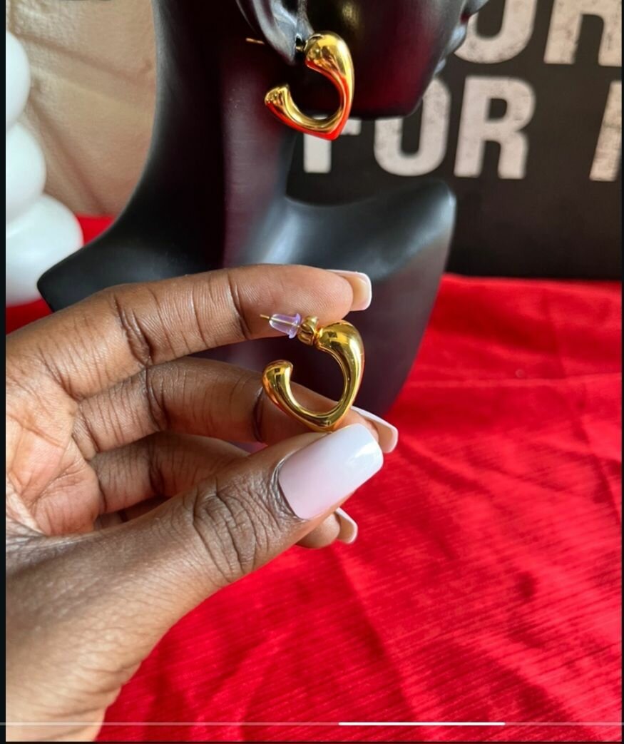 Boucles d'oreilles élégantes dorées