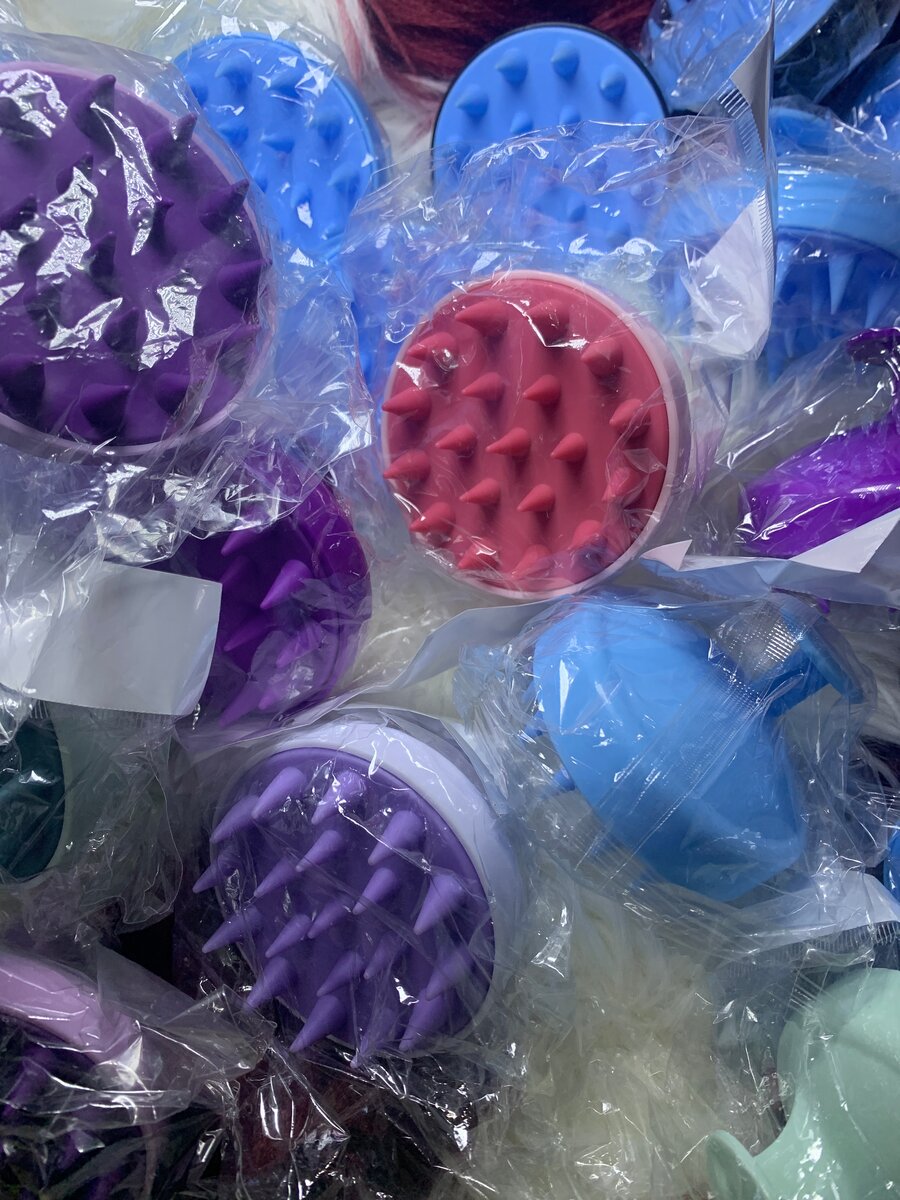 Brosse de massage crânien