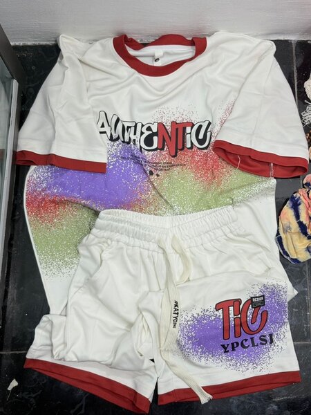 Ensemble de sport moderne