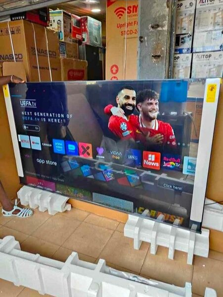 Téléviseur Intelligent 4K - Moderne et Polyvalente