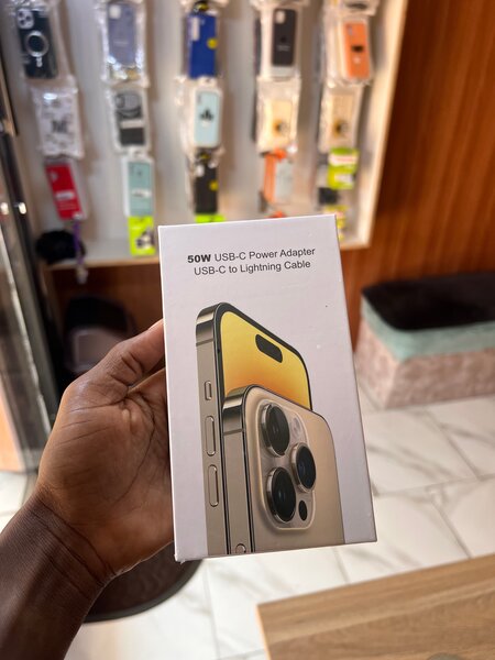 Chargeur USB-C 50W avec câble