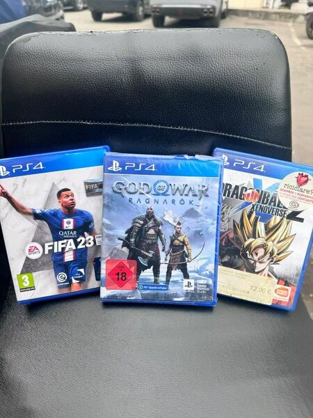 Cd PS4 FIFA God of War