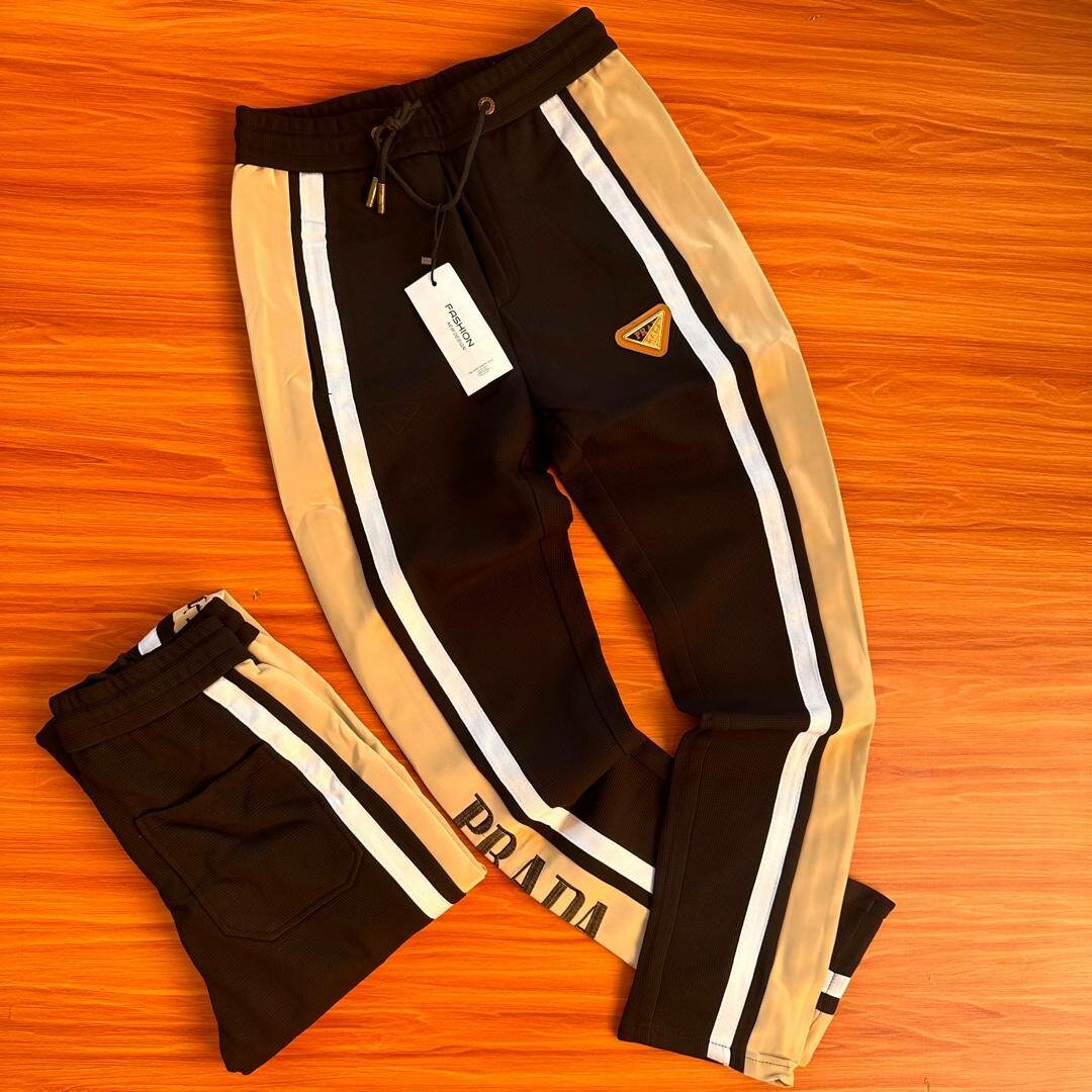 Stock joggers