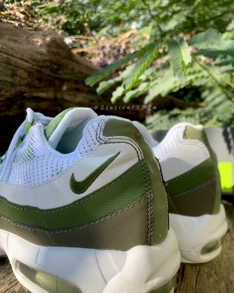 Airmax 95s Oil Green