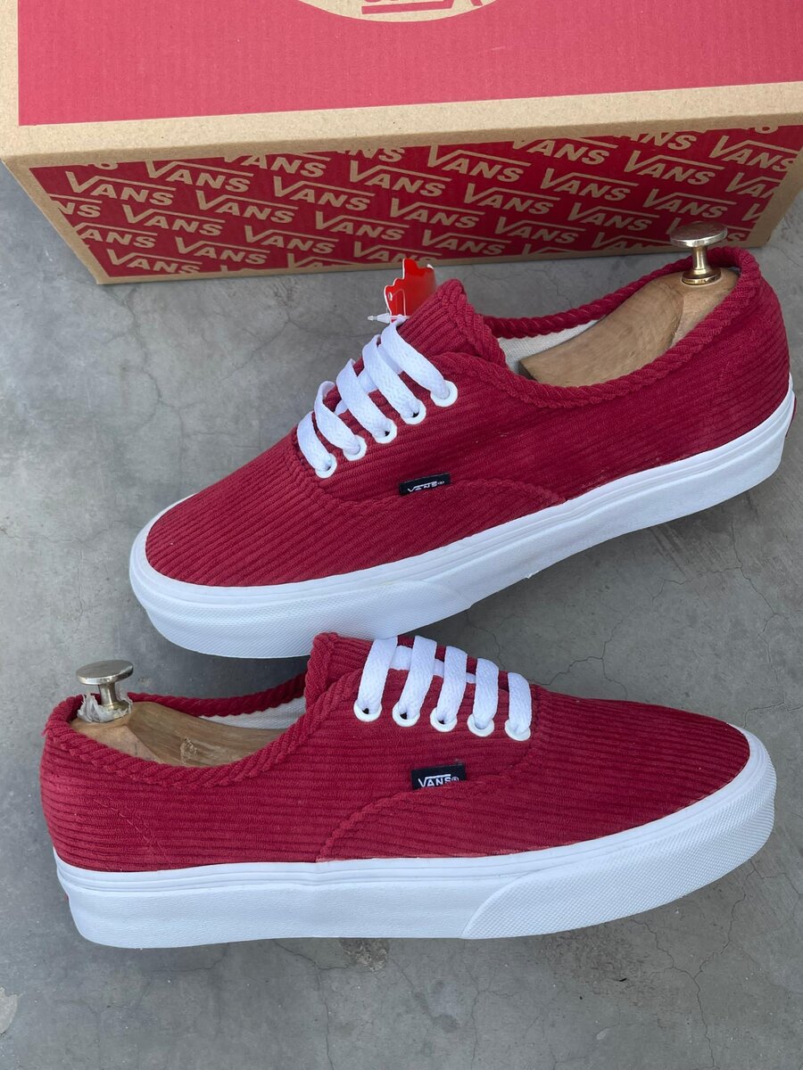 Vans Rouges en Velours Côtelé