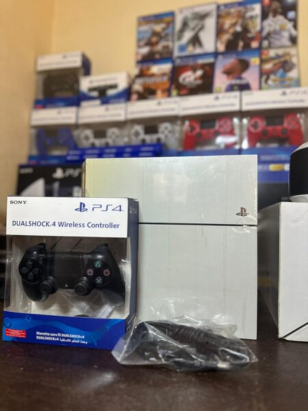 Console PS4 Fat + 10 jeux