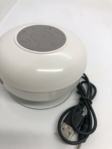 Mini portable speaker