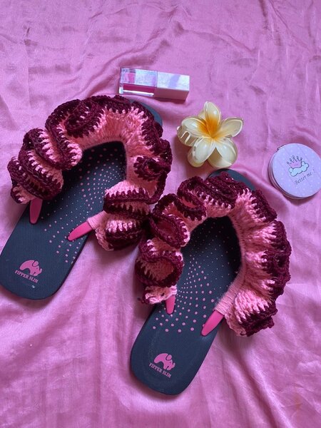 Chaussons en laine crochetée