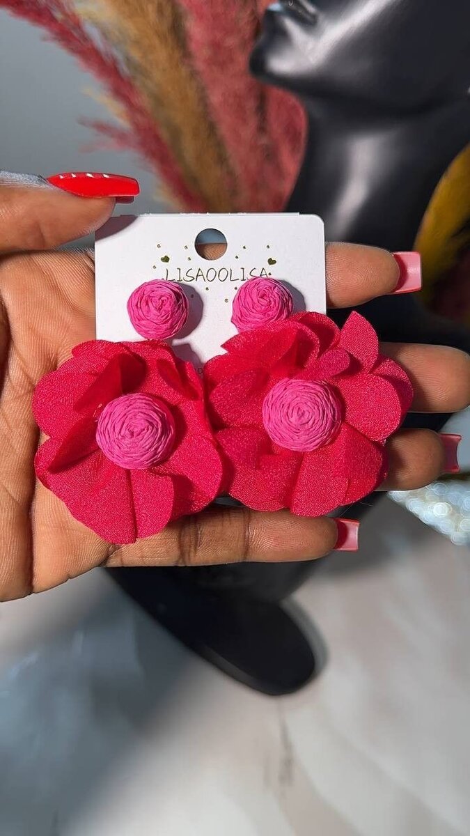Boucles d'oreilles florales élégantes