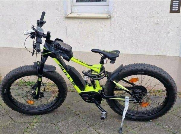 VTT électrique tout terrain vert