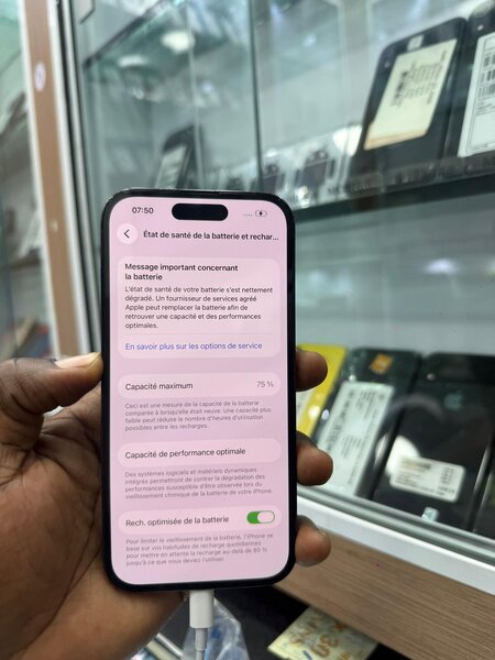 14 pro 128Go tout est dorigin