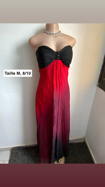 Sleeveless party starter gown