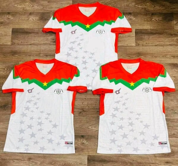 Maillot de foot étoiles
