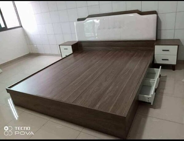 Lit moderne avec rangement